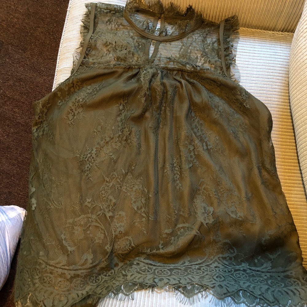 NWT Xhilaration sleeveless olive green lace top